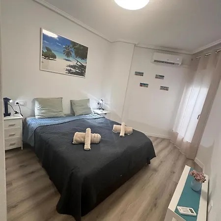 Preciosos Moderno Piso Cerca De La Playa Del Cura Y Todos Servicios En Calle La Loma Apartamento Torrevieja